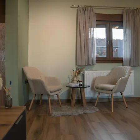 Дом отдыха Lake Guest House